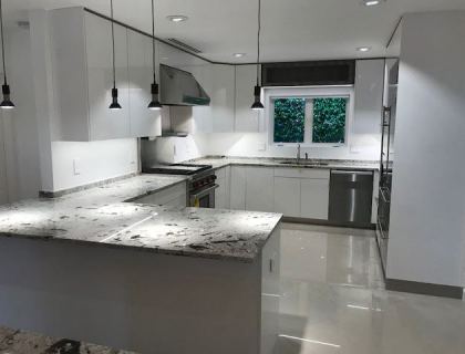 Kitchen remodel with island in Boca Raton, FL, home